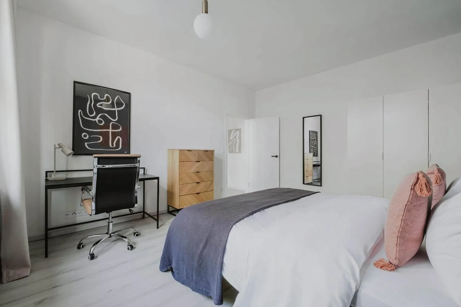 Blueground Rostovska Str Nr Park Foodie Area Prg-28 Prag 0*,